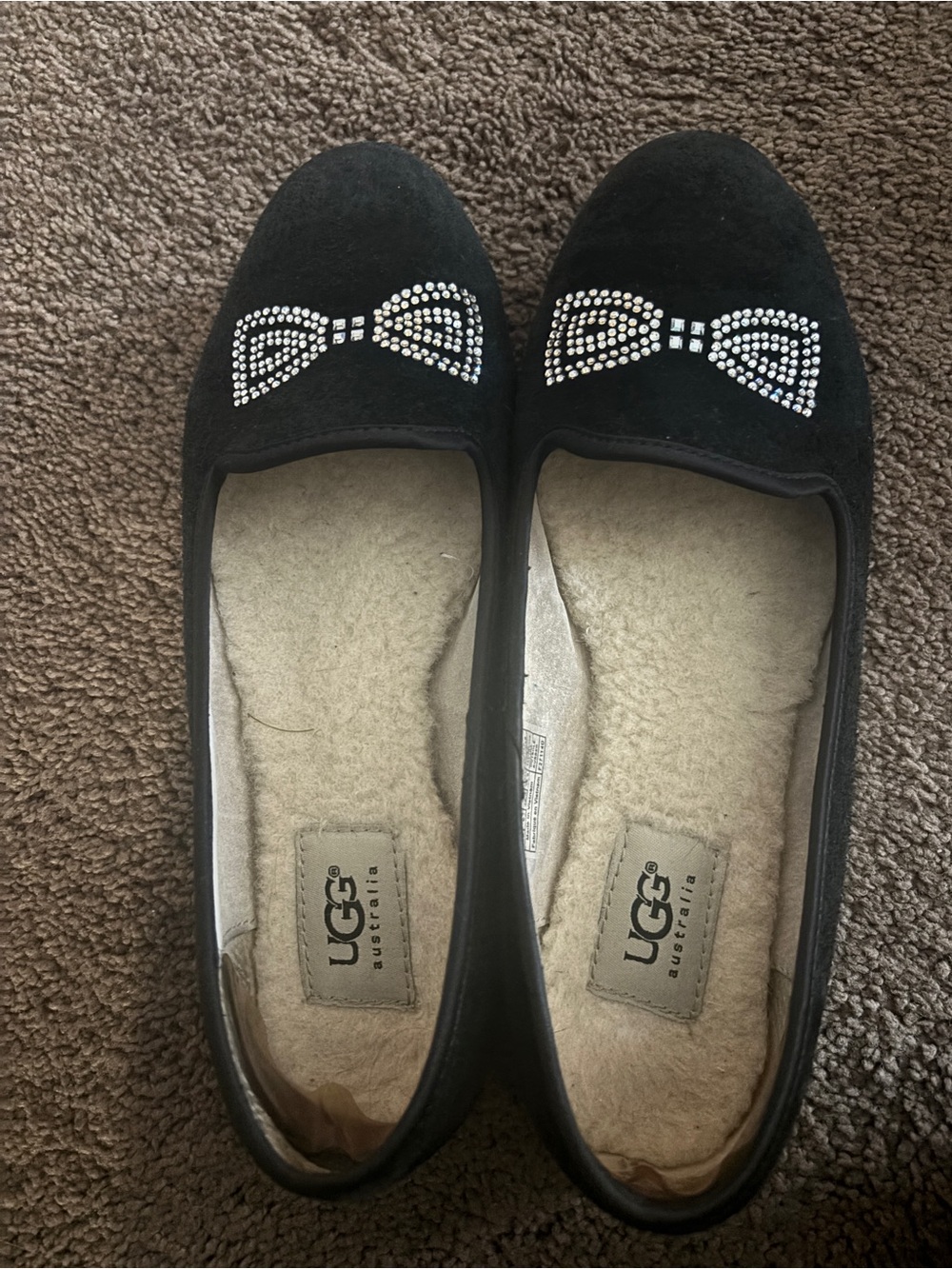 UGG Black Rhinestone Bow Flats size 7